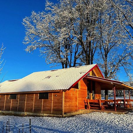 Casuta Din Stejari-Transalpina Villa Novaci-Străini Екстериор снимка