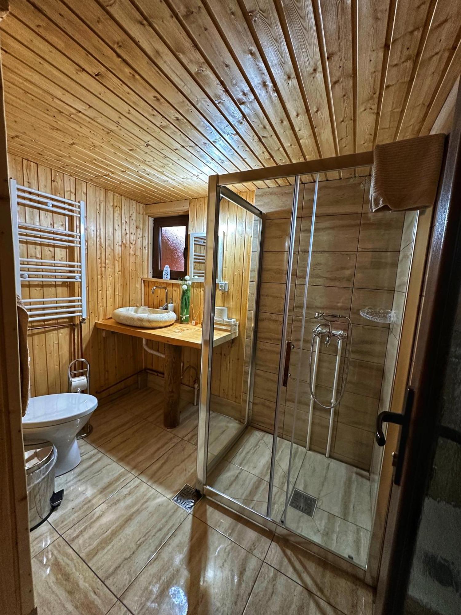 Casuta Din Stejari-Transalpina Villa Novaci-Străini Екстериор снимка