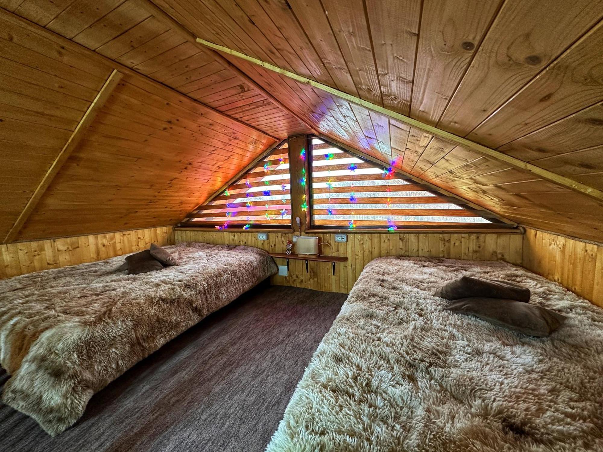 Casuta Din Stejari-Transalpina Villa Novaci-Străini Екстериор снимка