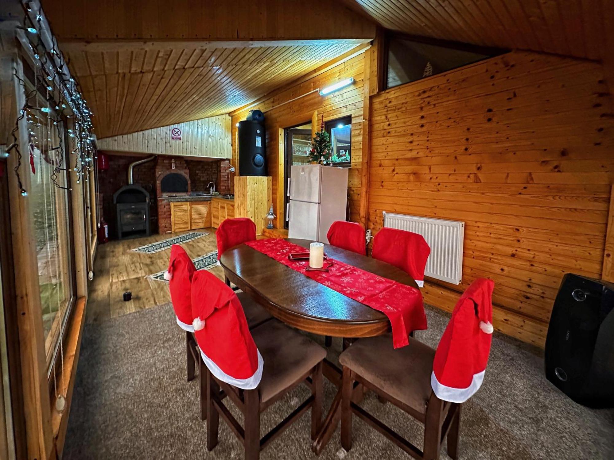 Casuta Din Stejari-Transalpina Villa Novaci-Străini Екстериор снимка